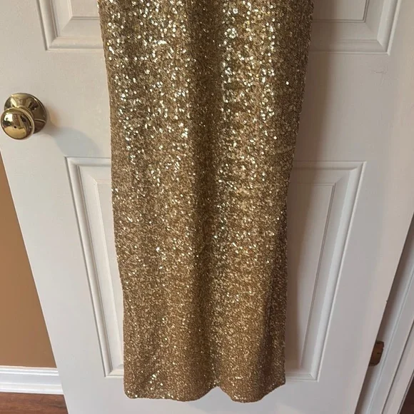 Gold Sequin Gown - Picture 2 of 4